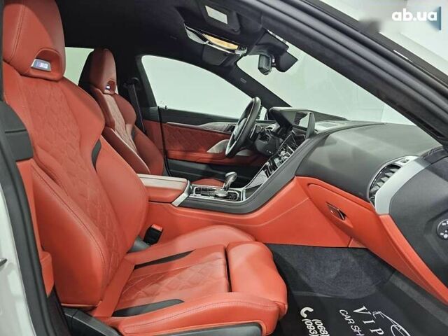 БМВ M8 Gran Coupe, объемом двигателя 4.4 л и пробегом 31 тыс. км за 143999 $, фото 20 на Automoto.ua