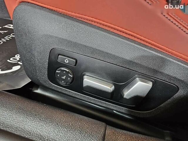 БМВ M8 Gran Coupe, объемом двигателя 4.4 л и пробегом 31 тыс. км за 143999 $, фото 28 на Automoto.ua