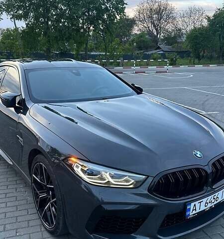 Серый БМВ M8 Gran Coupe, объемом двигателя 4.39 л и пробегом 29 тыс. км за 111000 $, фото 10 на Automoto.ua