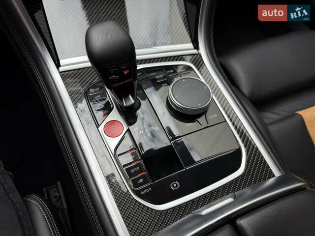 Серый БМВ M8 Gran Coupe, объемом двигателя 4.4 л и пробегом 68 тыс. км за 86000 $, фото 20 на Automoto.ua