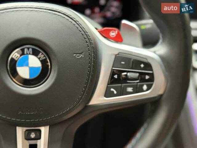 Серый БМВ M8 Gran Coupe, объемом двигателя 4.4 л и пробегом 68 тыс. км за 86000 $, фото 15 на Automoto.ua