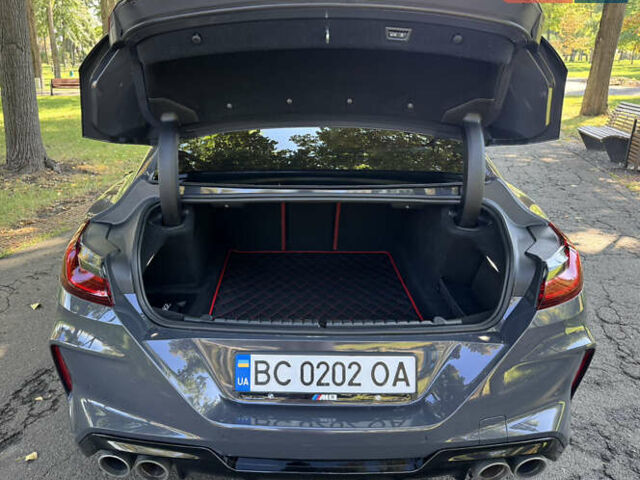 Серый БМВ M8 Gran Coupe, объемом двигателя 4.39 л и пробегом 52 тыс. км за 92000 $, фото 18 на Automoto.ua