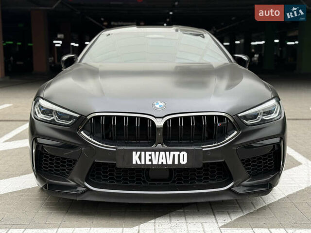 Серый БМВ M8 Gran Coupe, объемом двигателя 4.4 л и пробегом 68 тыс. км за 86000 $, фото 9 на Automoto.ua