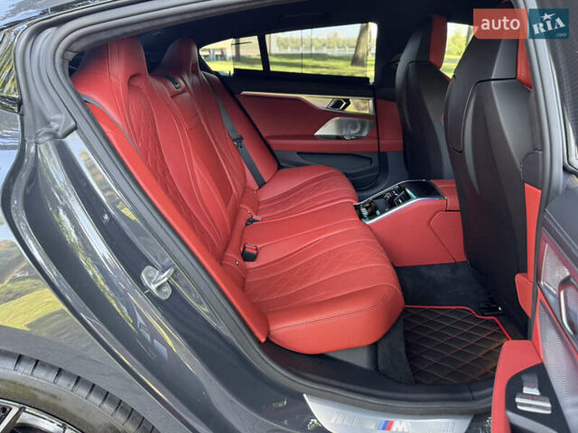 Серый БМВ M8 Gran Coupe, объемом двигателя 4.39 л и пробегом 52 тыс. км за 90000 $, фото 50 на Automoto.ua