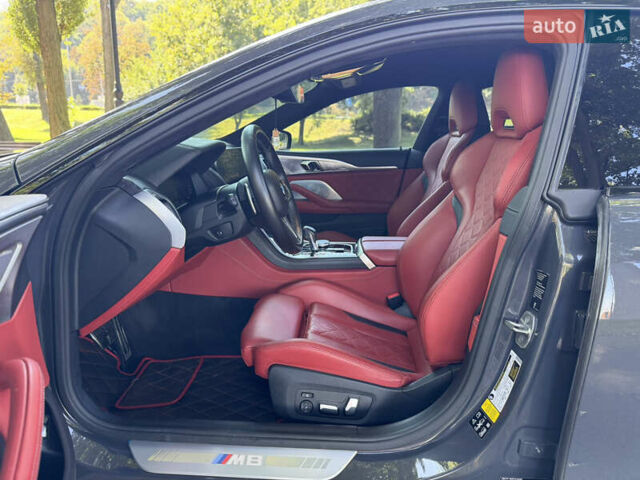Серый БМВ M8 Gran Coupe, объемом двигателя 4.39 л и пробегом 52 тыс. км за 90000 $, фото 31 на Automoto.ua