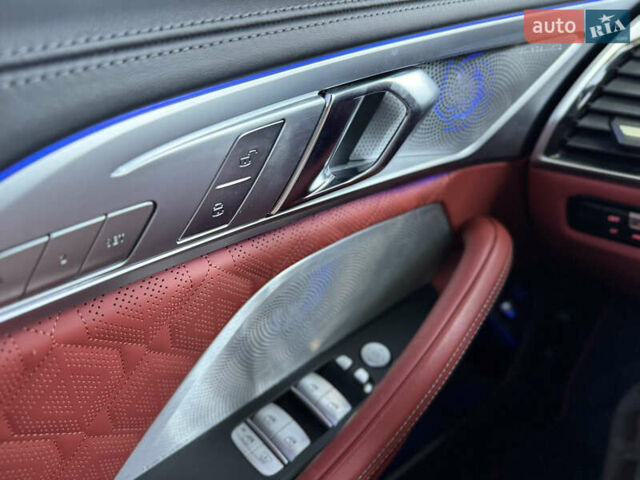 Серый БМВ M8 Gran Coupe, объемом двигателя 4.39 л и пробегом 52 тыс. км за 90000 $, фото 26 на Automoto.ua