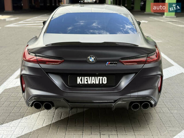 Серый БМВ M8 Gran Coupe, объемом двигателя 4.4 л и пробегом 14 тыс. км за 110000 $, фото 3 на Automoto.ua