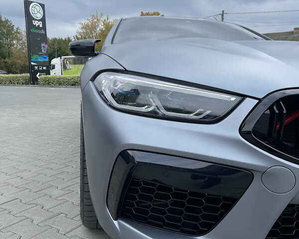 Серый БМВ M8 Gran Coupe, объемом двигателя 4.39 л и пробегом 76 тыс. км за 99500 $, фото 6 на Automoto.ua