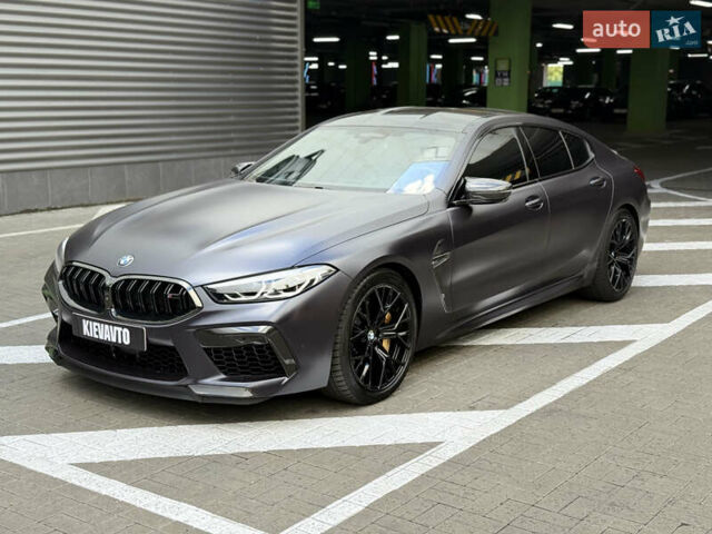 Серый БМВ M8 Gran Coupe, объемом двигателя 4.4 л и пробегом 14 тыс. км за 110000 $, фото 12 на Automoto.ua