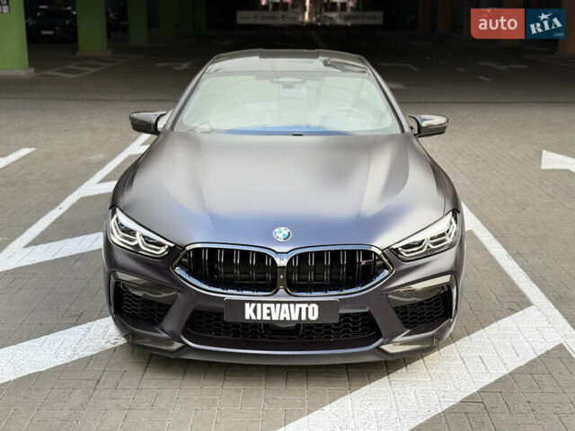 Серый БМВ M8 Gran Coupe, объемом двигателя 4.4 л и пробегом 14 тыс. км за 110000 $, фото 9 на Automoto.ua