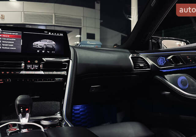 Серый БМВ M8 Gran Coupe, объемом двигателя 4.4 л и пробегом 52 тыс. км за 115000 $, фото 13 на Automoto.ua