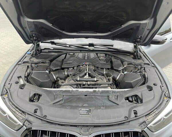Серый БМВ M8 Gran Coupe, объемом двигателя 4.39 л и пробегом 76 тыс. км за 99500 $, фото 25 на Automoto.ua