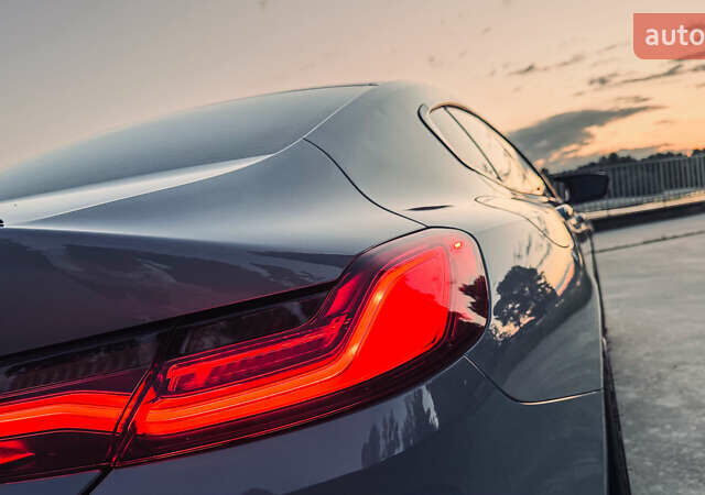 Серый БМВ M8 Gran Coupe, объемом двигателя 4.4 л и пробегом 52 тыс. км за 115000 $, фото 8 на Automoto.ua