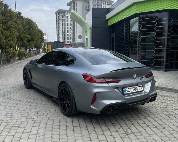 Серый БМВ M8 Gran Coupe, объемом двигателя 4.39 л и пробегом 76 тыс. км за 99500 $, фото 4 на Automoto.ua