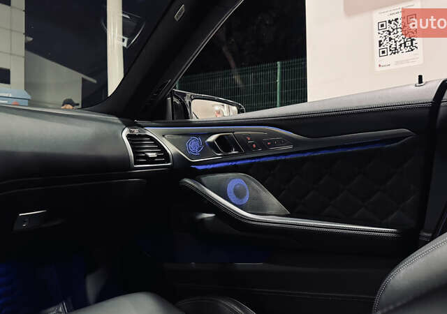 Серый БМВ M8 Gran Coupe, объемом двигателя 4.4 л и пробегом 52 тыс. км за 115000 $, фото 15 на Automoto.ua