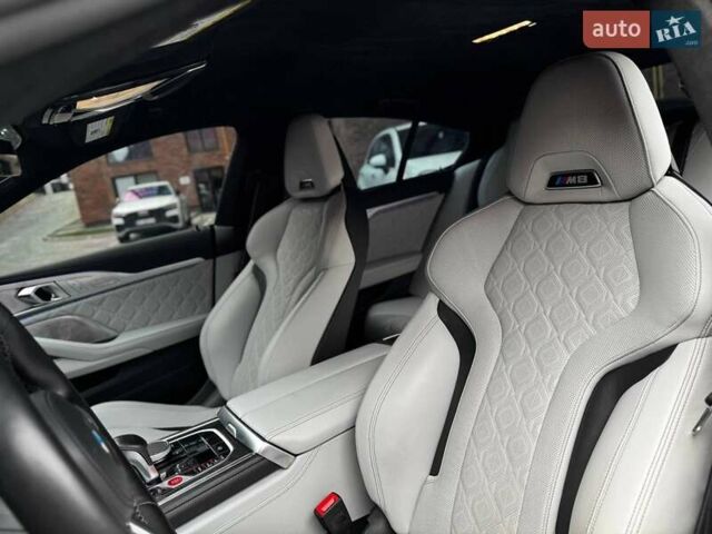 Синий БМВ M8 Gran Coupe, объемом двигателя 4.39 л и пробегом 48 тыс. км за 99000 $, фото 45 на Automoto.ua