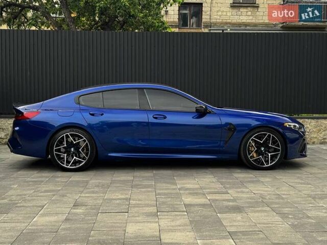 Синий БМВ M8 Gran Coupe, объемом двигателя 4.39 л и пробегом 48 тыс. км за 99000 $, фото 17 на Automoto.ua