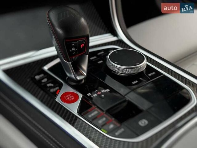 Синий БМВ M8 Gran Coupe, объемом двигателя 4.39 л и пробегом 48 тыс. км за 99000 $, фото 62 на Automoto.ua