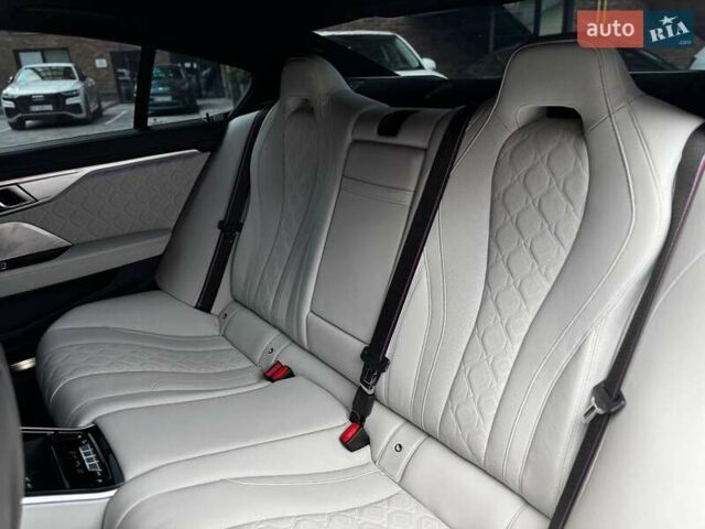 Синий БМВ M8 Gran Coupe, объемом двигателя 4.39 л и пробегом 48 тыс. км за 99000 $, фото 46 на Automoto.ua