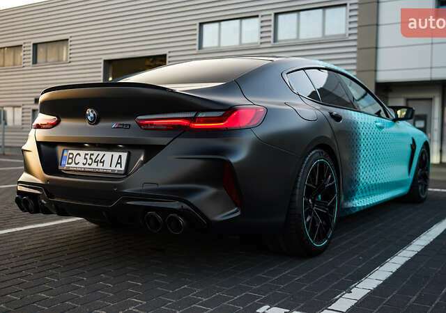 Синий БМВ M8 Gran Coupe, объемом двигателя 4.39 л и пробегом 22 тыс. км за 109000 $, фото 13 на Automoto.ua