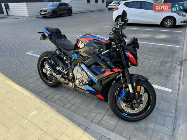 Черный БМВ M 1000R, объемом двигателя 1 л и пробегом 9 тыс. км за 30000 $, фото 2 на Automoto.ua