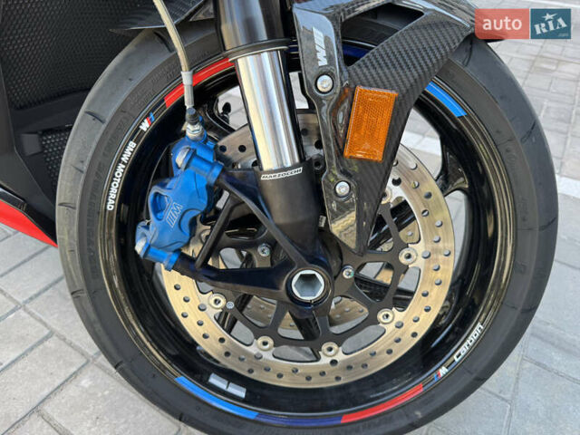 Черный БМВ M 1000R, объемом двигателя 1 л и пробегом 9 тыс. км за 30000 $, фото 6 на Automoto.ua