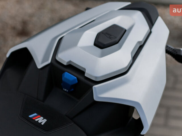 купити нове авто БМВ M 1000R 2025 року від офіційного дилера Назарій БМВ фото