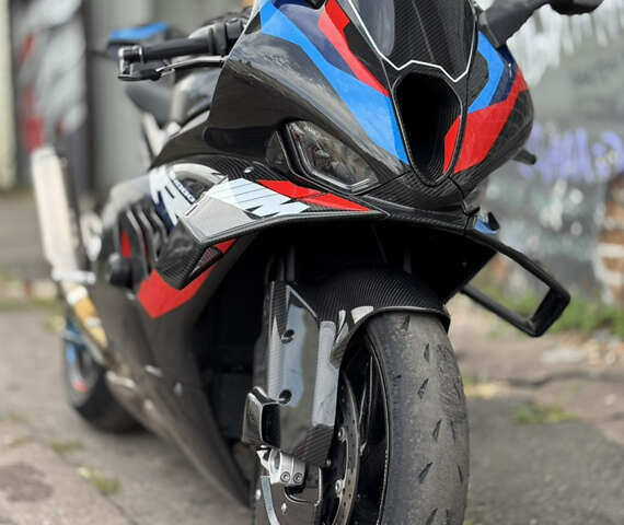 БМВ M 1000RR, объемом двигателя 0 л и пробегом 7 тыс. км за 41000 $, фото 1 на Automoto.ua