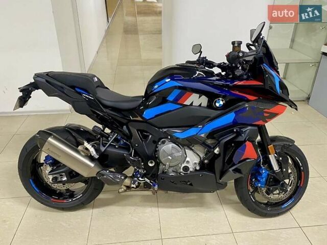 Черный БМВ M 1000XR, объемом двигателя 1 л и пробегом 1 тыс. км за 37222 $, фото 2 на Automoto.ua