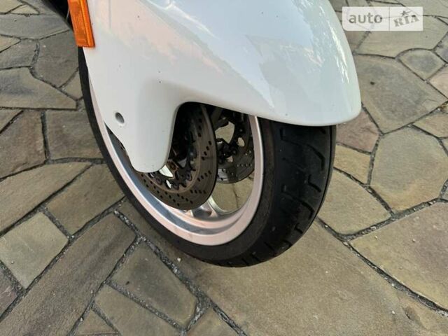 Белый БМВ R 1100RT, объемом двигателя 1.09 л и пробегом 51 тыс. км за 5100 $, фото 15 на Automoto.ua