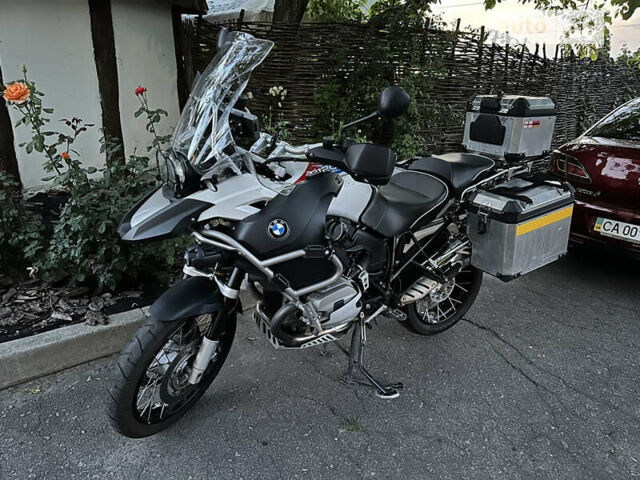 Белый БМВ R 1200GS, объемом двигателя 1.2 л и пробегом 54 тыс. км за 10000 $, фото 1 на Automoto.ua