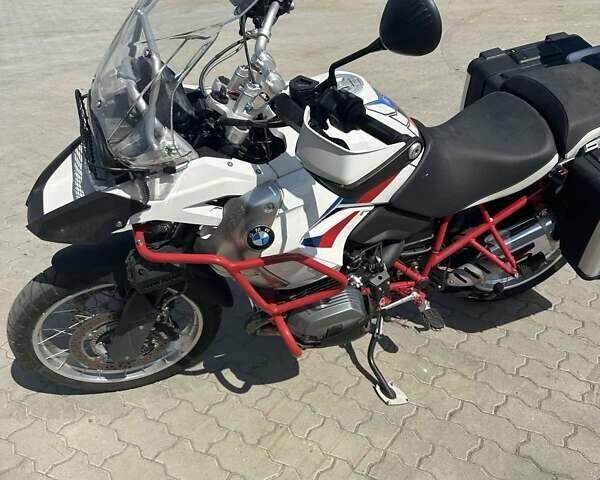 Білий БМВ R 1200GS, об'ємом двигуна 0 л та пробігом 10 тис. км за 10800 $, фото 8 на Automoto.ua