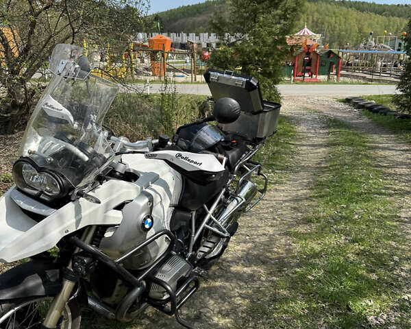 Белый БМВ R 1200GS, объемом двигателя 1.2 л и пробегом 55 тыс. км за 8400 $, фото 2 на Automoto.ua