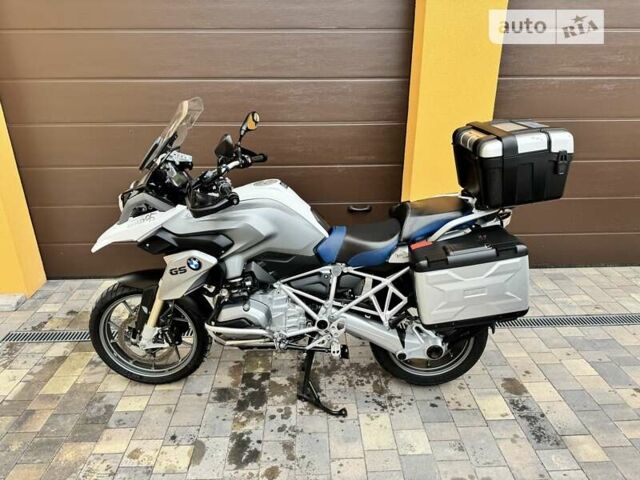 Білий БМВ R 1200GS, об'ємом двигуна 0 л та пробігом 38 тис. км за 13800 $, фото 1 на Automoto.ua