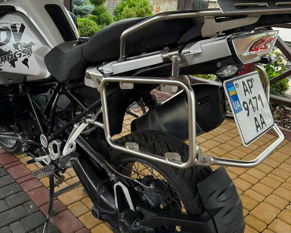 Белый БМВ R 1200GS, объемом двигателя 1.2 л и пробегом 46 тыс. км за 15250 $, фото 10 на Automoto.ua