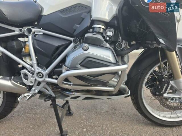 Білий БМВ R 1200GS, об'ємом двигуна 1.17 л та пробігом 58 тис. км за 12500 $, фото 8 на Automoto.ua