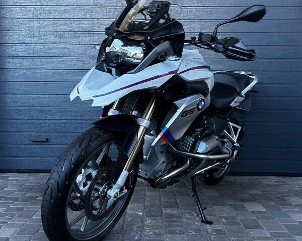 Белый БМВ R 1200GS, объемом двигателя 1.2 л и пробегом 22 тыс. км за 15000 $, фото 6 на Automoto.ua