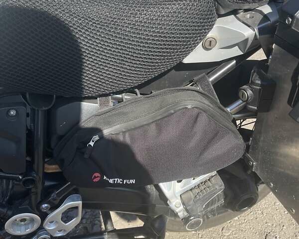 Білий БМВ R 1200GS, об'ємом двигуна 1.17 л та пробігом 30 тис. км за 16000 $, фото 6 на Automoto.ua