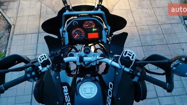 Черный БМВ R 1200GS, объемом двигателя 1.17 л и пробегом 87 тыс. км за 9100 $, фото 5 на Automoto.ua