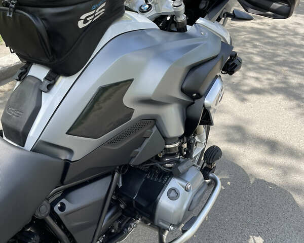 БМВ R 1200GS, объемом двигателя 1.2 л и пробегом 38 тыс. км за 14000 $, фото 7 на Automoto.ua