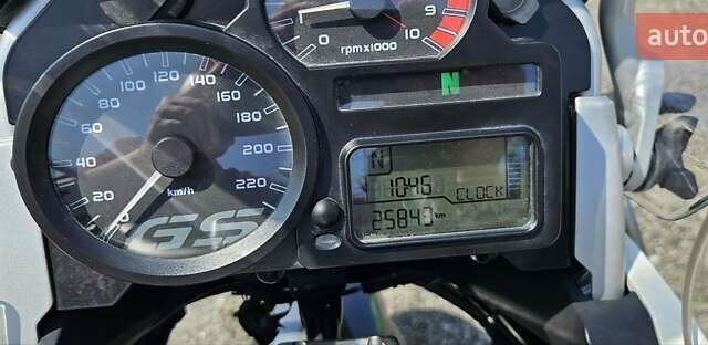 Белый БМВ R 1200GSA, объемом двигателя 1.2 л и пробегом 25 тыс. км за 12990 $, фото 5 на Automoto.ua