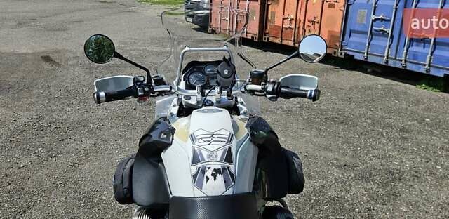Белый БМВ R 1200GSA, объемом двигателя 1.2 л и пробегом 25 тыс. км за 13950 $, фото 4 на Automoto.ua