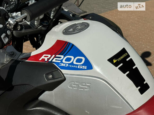 Белый БМВ R 1200GSA, объемом двигателя 0 л и пробегом 165 тыс. км за 9650 $, фото 7 на Automoto.ua