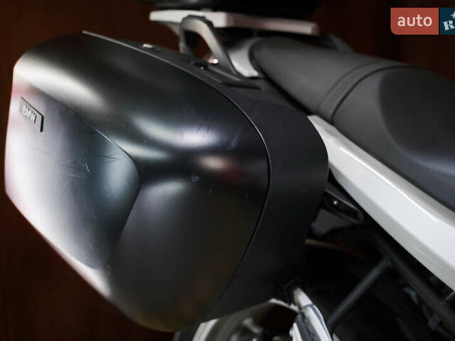 БМВ R 1200R, объемом двигателя 1.2 л и пробегом 34 тыс. км за 9500 $, фото 14 на Automoto.ua