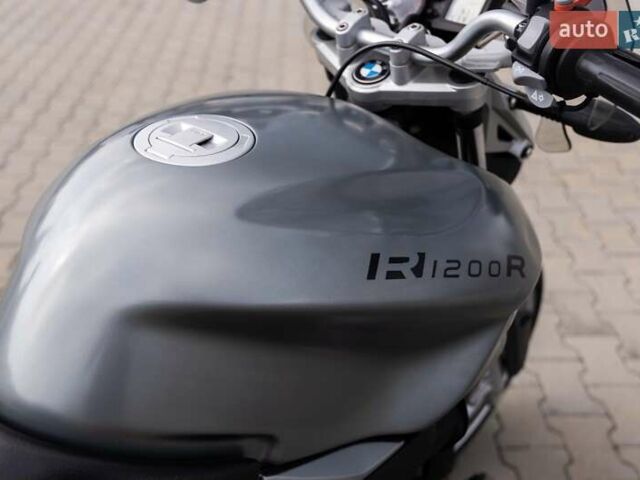 Сірий БМВ R 1200R, об'ємом двигуна 1.2 л та пробігом 92 тис. км за 6900 $, фото 10 на Automoto.ua