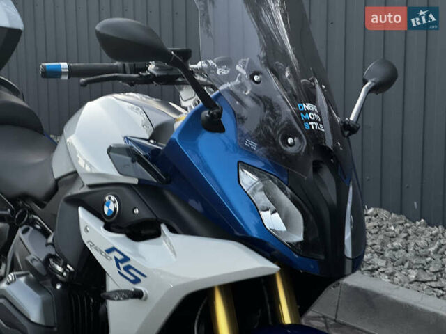 Синий БМВ R 1200RS, объемом двигателя 0.12 л и пробегом 42 тыс. км за 12000 $, фото 6 на Automoto.ua
