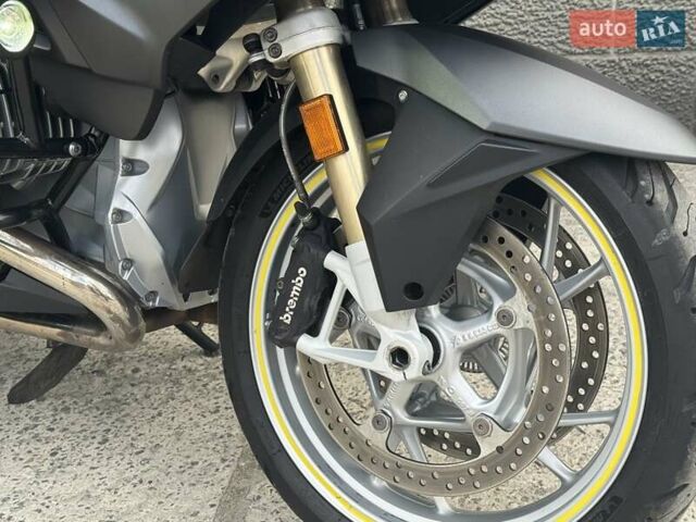 Серый БМВ R 1200RT, объемом двигателя 1.2 л и пробегом 48 тыс. км за 12900 $, фото 2 на Automoto.ua