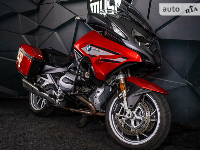 Оранжевый БМВ R 1200RT, объемом двигателя 1.2 л и пробегом 44 тыс. км за 13600 $, фото 1 на Automoto.ua