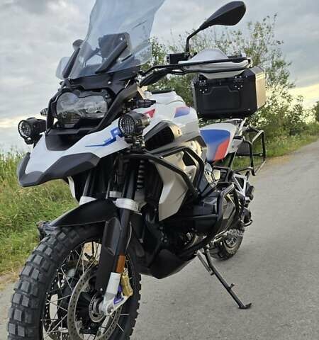 Белый БМВ R 1250GS, объемом двигателя 1.25 л и пробегом 19 тыс. км за 18500 $, фото 48 на Automoto.ua