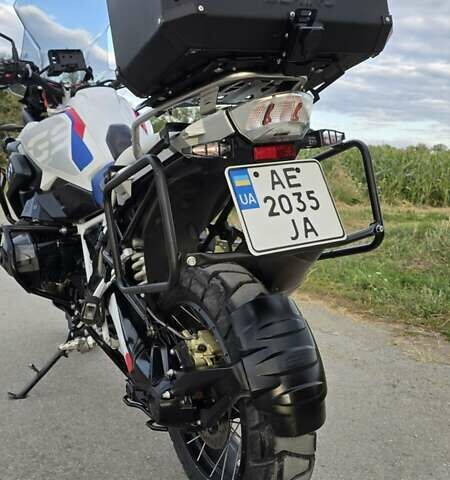 Белый БМВ R 1250GS, объемом двигателя 1.25 л и пробегом 19 тыс. км за 18500 $, фото 50 на Automoto.ua